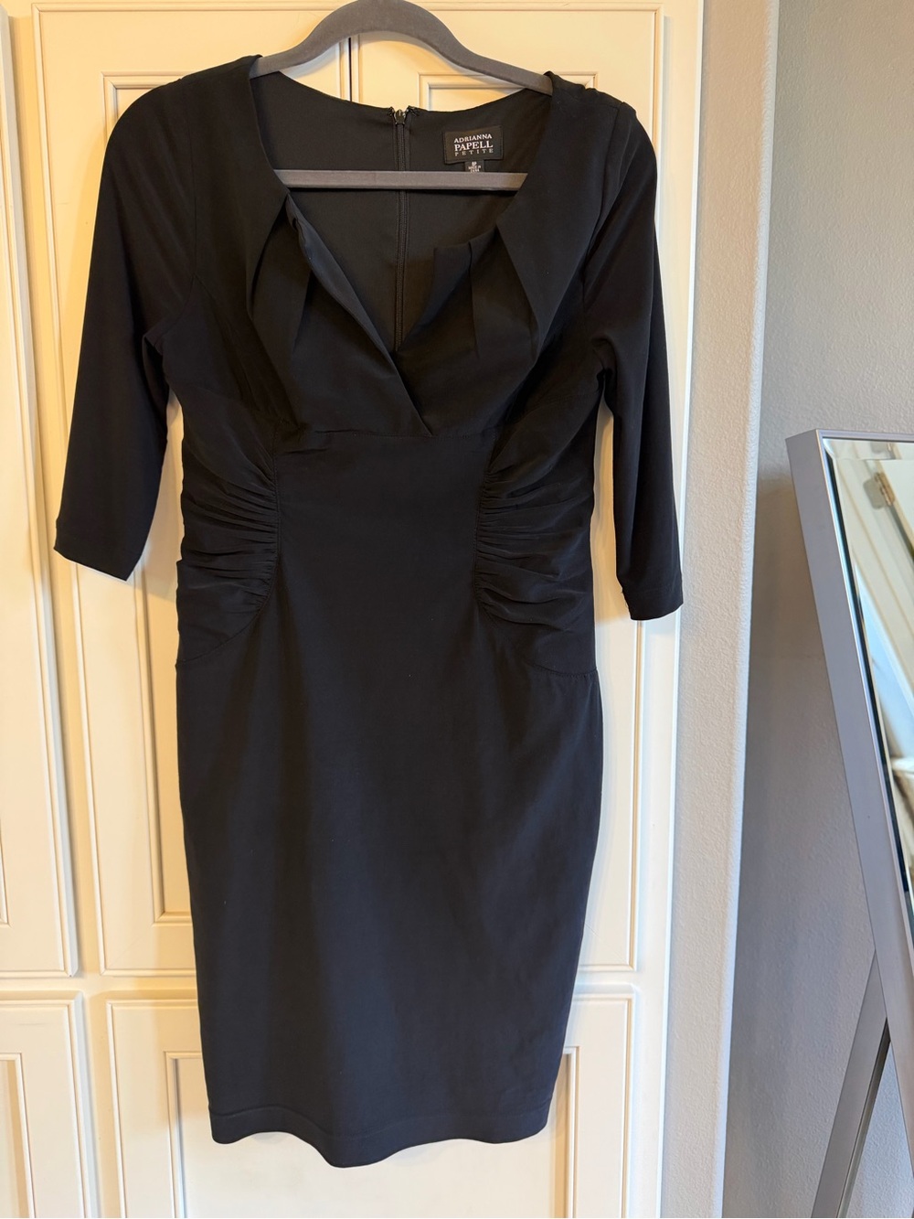 Adrianna Papell Black Ruched Sheath Dress with V-Neck